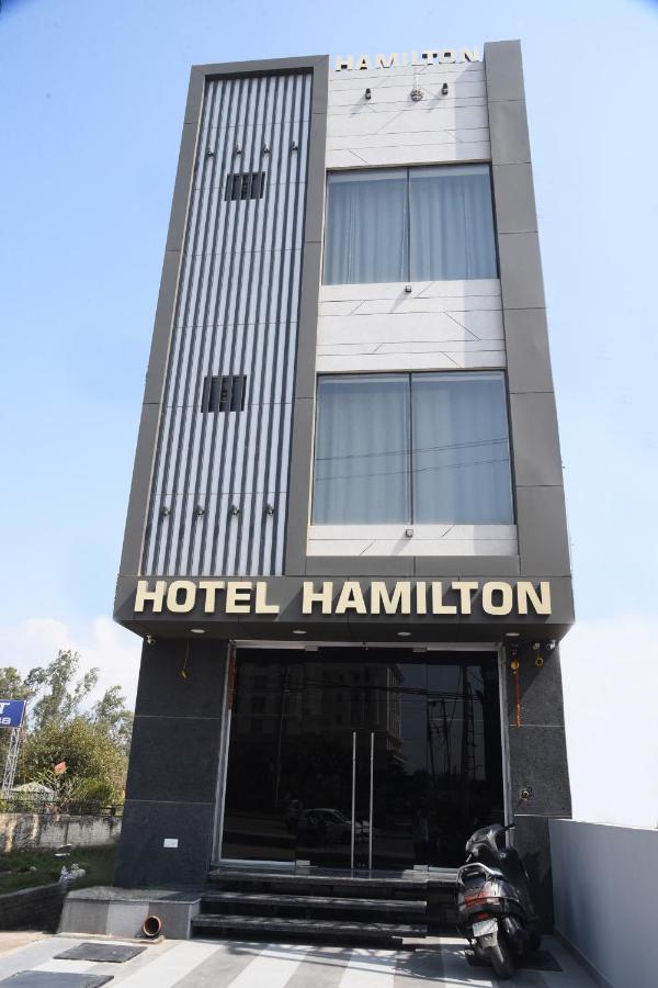 Hotel Hamilton Zirakpur Экстерьер фото